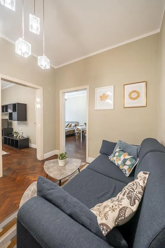 3 Bdr - Top Center Artistic Apartment - 115 M2 Sofia 0*,