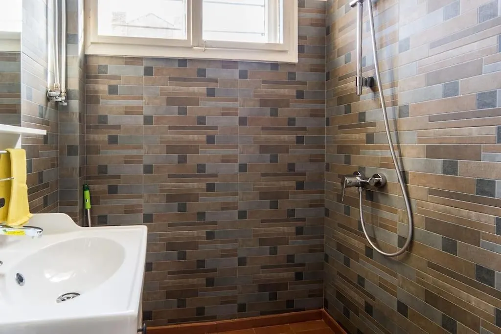 3 Bdr - Top Center Artistic Apartment - 115 M2 Sofia